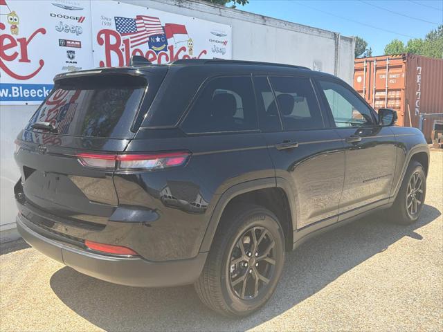 2025 Jeep Grand Cherokee Altitude 4x4