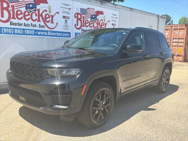 2025 Jeep Grand Cherokee Altitude 4x4