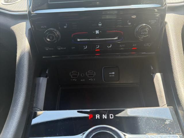 2025 Jeep Grand Cherokee Altitude 4x4