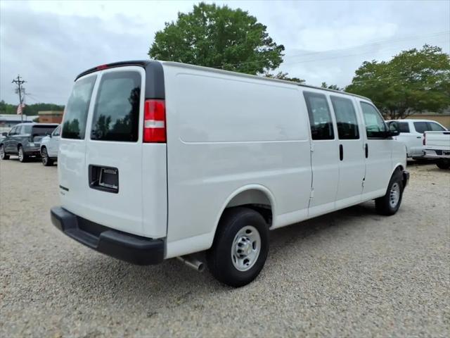 2026 Chevrolet Express Cargo Van 2500 Extended Wheelbase, WT, RWD