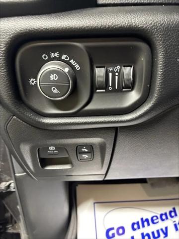 2020 Ram 1500 Laramie Crew Cab 4x4 5'7" Box