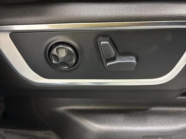 2020 Ram 1500 Laramie Crew Cab 4x4 5'7" Box