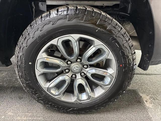 2020 Ram 1500 Laramie Crew Cab 4x4 5'7" Box