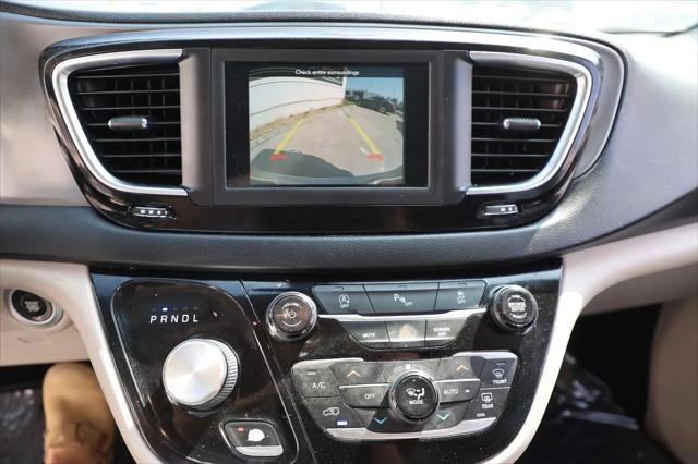 2020 Chrysler Pacifica Touring L
