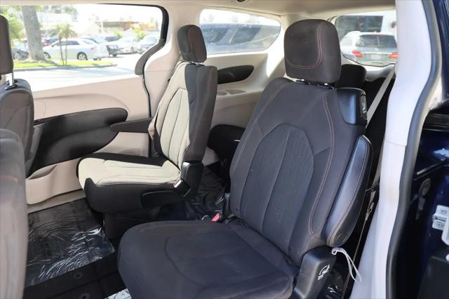 2017 Chrysler Pacifica Touring