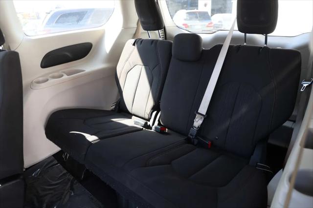 2017 Chrysler Pacifica Touring