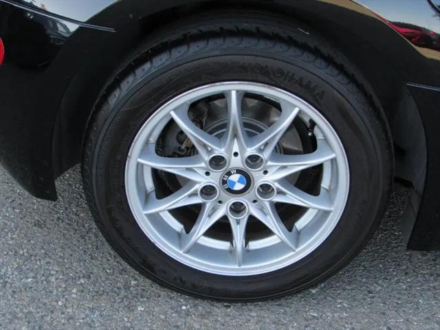 2003 BMW Z4 2.5i