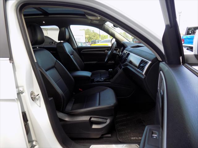 2022 Volkswagen Atlas 3.6L V6 SE w/Technology