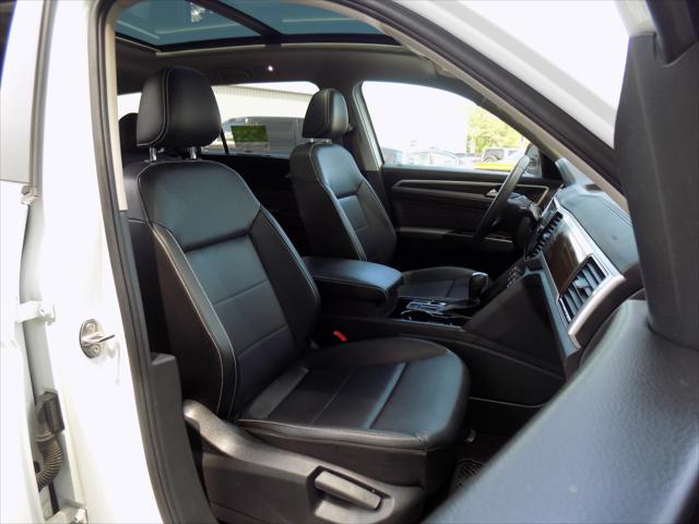 2022 Volkswagen Atlas 3.6L V6 SE w/Technology