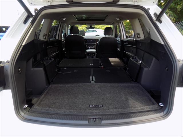 2022 Volkswagen Atlas 3.6L V6 SE w/Technology