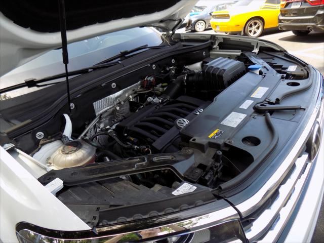 2022 Volkswagen Atlas 3.6L V6 SE w/Technology