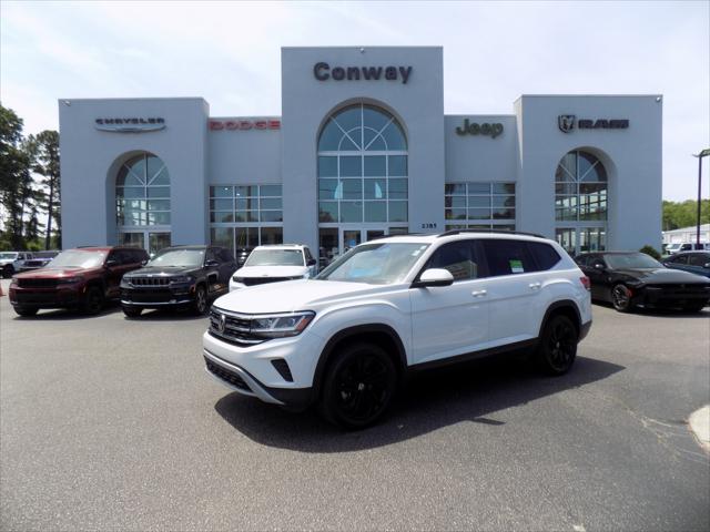 2022 Volkswagen Atlas 3.6L V6 SE w/Technology