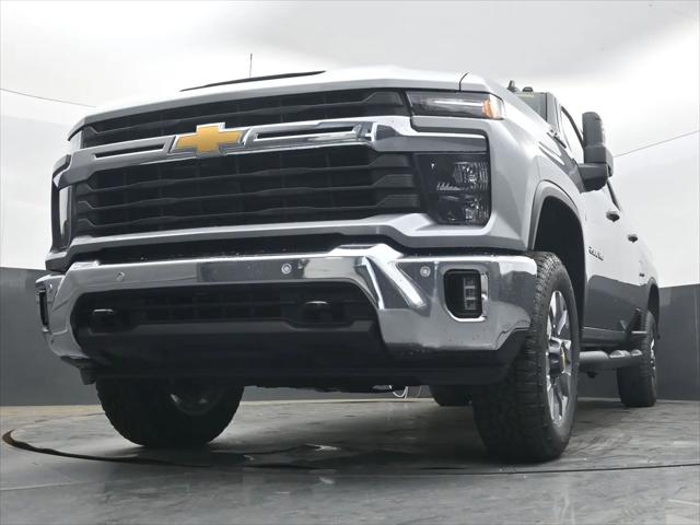 2026 Chevrolet Silverado 2500HD Crew Cab, Standard Bed, LT, 4WD
