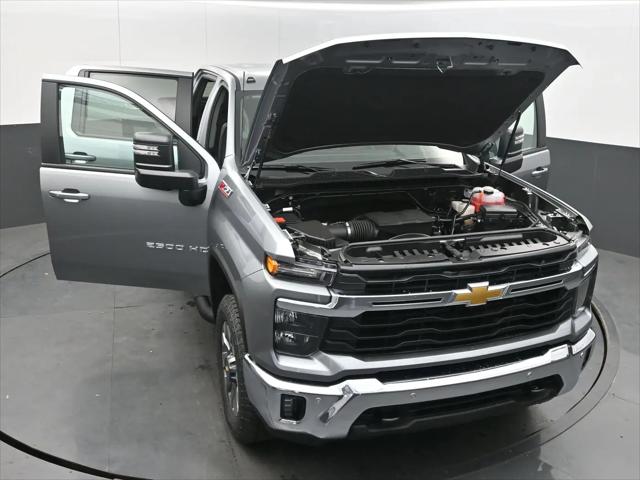 2026 Chevrolet Silverado 2500HD Crew Cab, Standard Bed, LT, 4WD