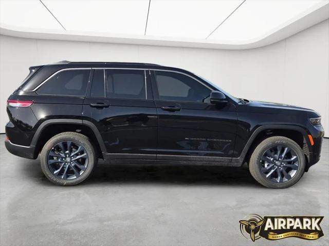 2026 Jeep Grand Cherokee 85th Anniversary Edition