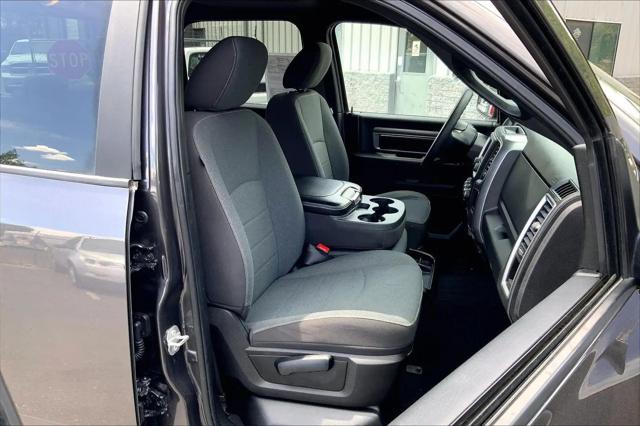 2024 Ram 1500 Classic Warlock Crew Cab 4x2 5'7" Box