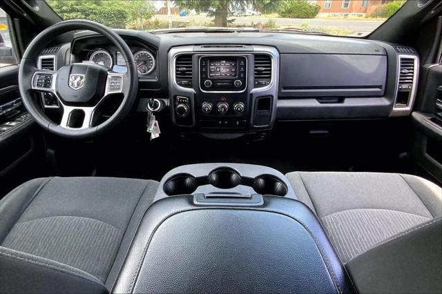2024 Ram 1500 Classic Warlock Crew Cab 4x2 5'7" Box