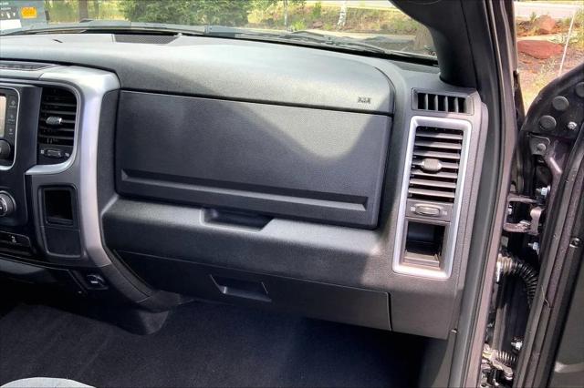2024 Ram 1500 Classic Warlock Crew Cab 4x2 5'7" Box