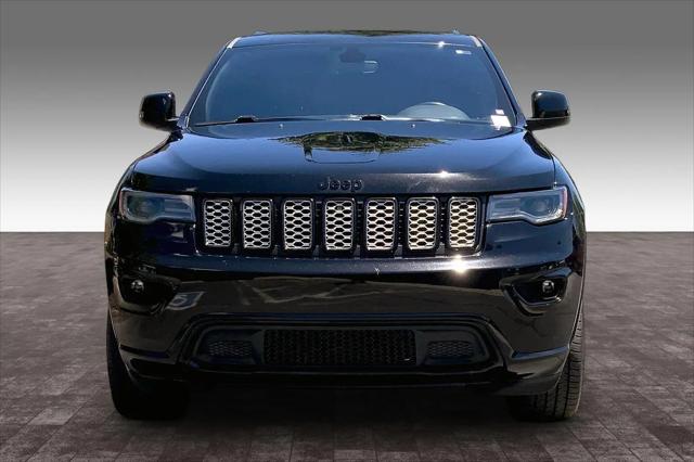 2022 Jeep Grand Cherokee Laredo X 4x4