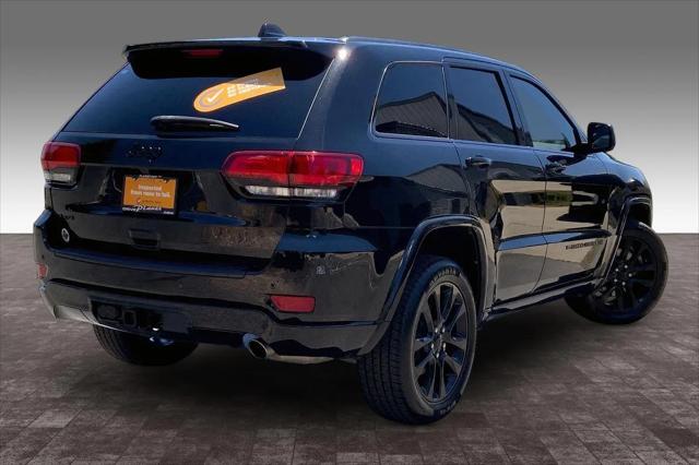 2022 Jeep Grand Cherokee Laredo X 4x4