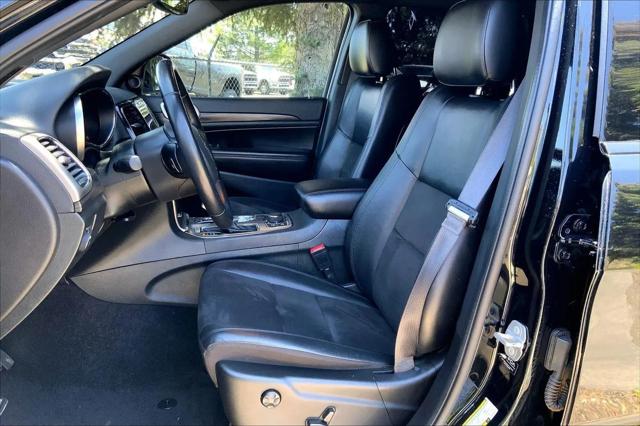 2022 Jeep Grand Cherokee Laredo X 4x4