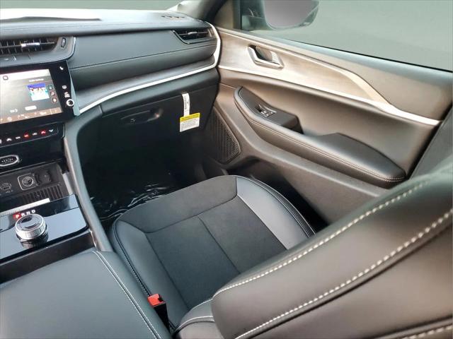 2026 Jeep Grand Cherokee L Altitude 4x2