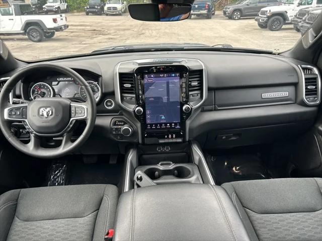 2025 Ram 1500 Big Horn Crew Cab 4x4 5'7" Box