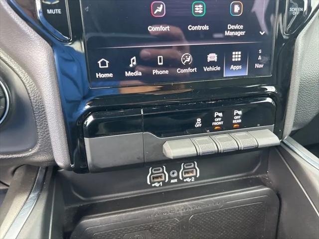 2025 Ram 1500 Big Horn Crew Cab 4x4 5'7" Box