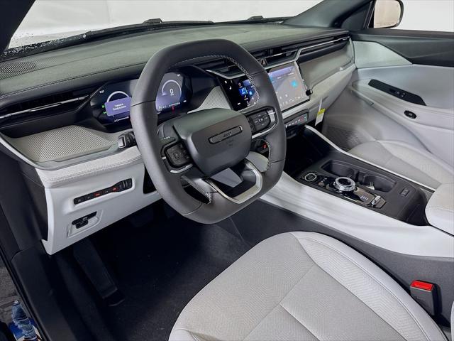 2026 Jeep Cherokee Laredo 4x4