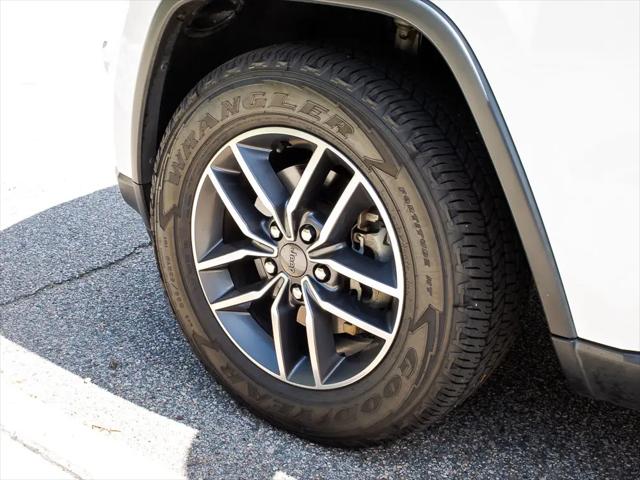 2019 Jeep Grand Cherokee Laredo E 4x4