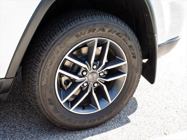 2019 Jeep Grand Cherokee Laredo E 4x4
