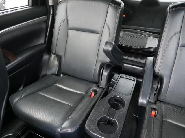 2017 Toyota Highlander Limited Platinum