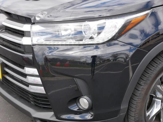 2017 Toyota Highlander Limited Platinum