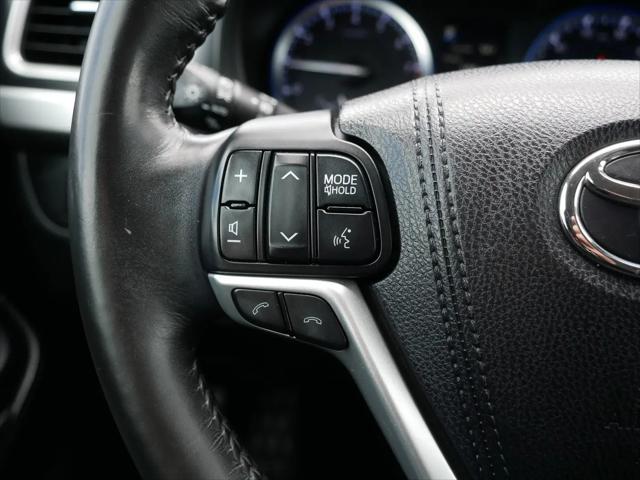 2017 Toyota Highlander Limited Platinum