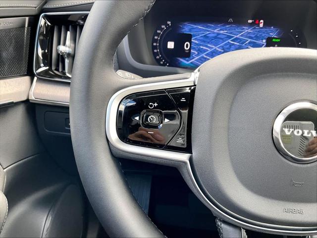 2026 Volvo XC90 Plug-In Hybrid Ultra Dark Theme, T8 AWD, Electric/Gasoline, 7 Seats