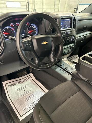 2023 Chevrolet Silverado 1500 4WD Crew Cab Short Bed Custom