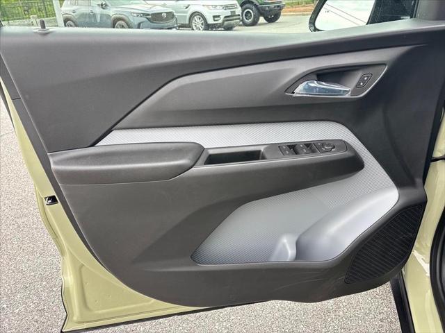 2027 Chevrolet Bolt LT FWD