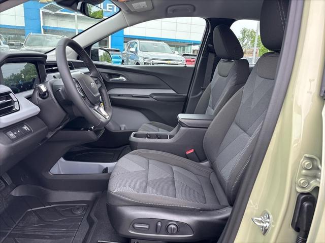 2027 Chevrolet Bolt LT FWD