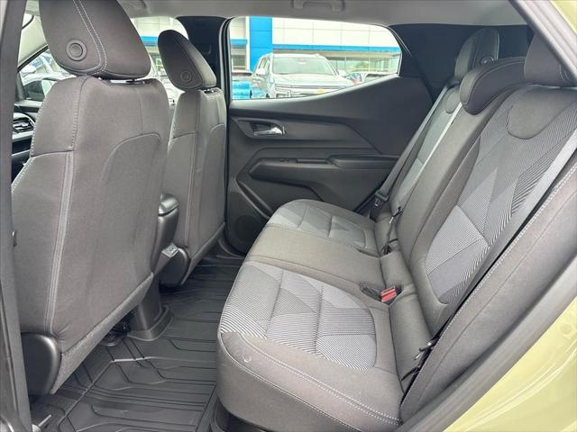 2027 Chevrolet Bolt LT FWD