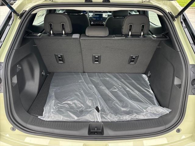2027 Chevrolet Bolt LT FWD