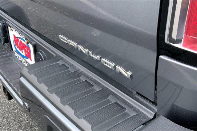 2022 GMC Canyon 4WD Crew Cab Short Box Denali