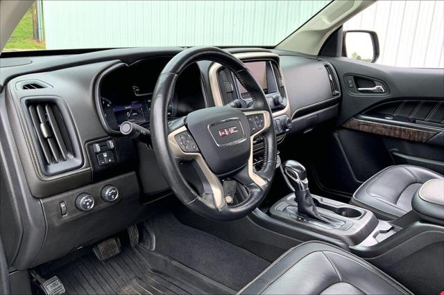 2022 GMC Canyon 4WD Crew Cab Short Box Denali