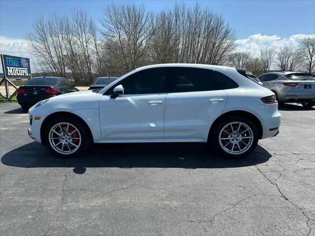 2015 Porsche Macan Turbo