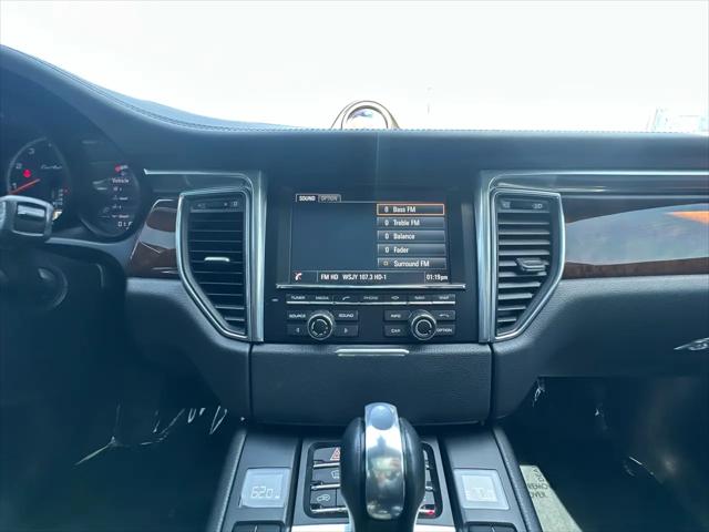 2015 Porsche Macan Turbo