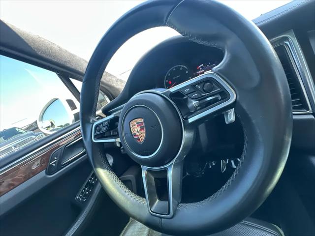 2015 Porsche Macan Turbo