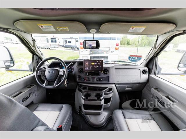 2025 Ford E-450 Cutaway Unknown