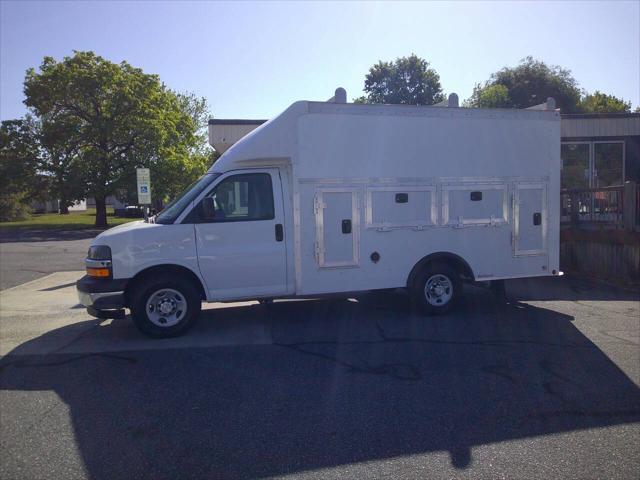 2017 Chevrolet Express Cutaway Work Van