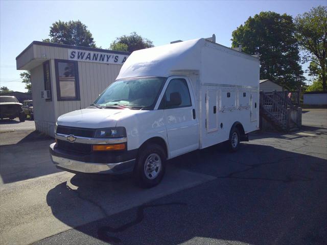 2017 Chevrolet Express Cutaway Work Van