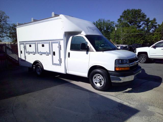 2017 Chevrolet Express Cutaway Work Van