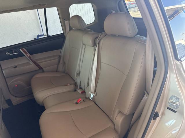 2012 Toyota Highlander Limited V6
